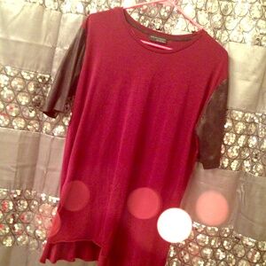 Zara Burgundy and Black Short Sleeve Tee